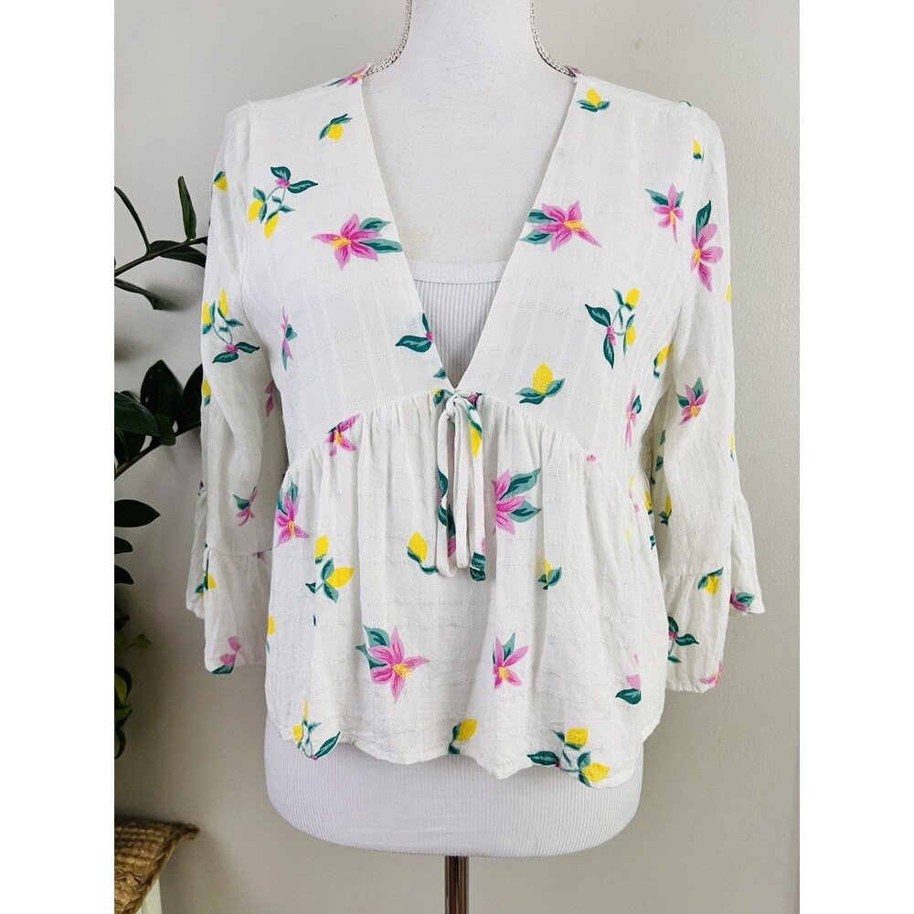 Sadie & Sage White Floral V-Neck Tie Front Blouse Boho Peplum Top Super Soft Lg